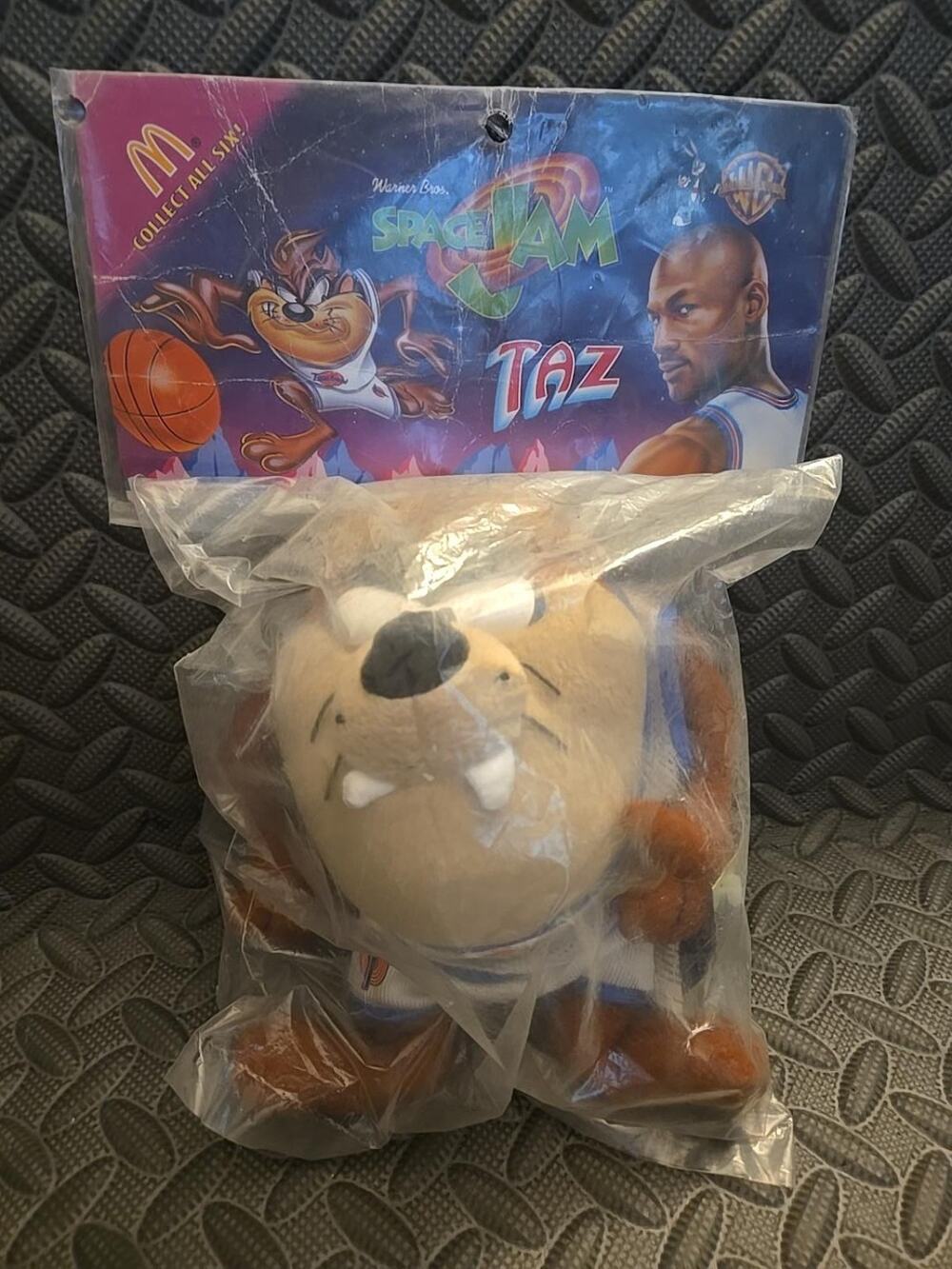 1996 Space Jam Taz McDonald's Collectible Plush Sealed New in Bag Michael Jordan